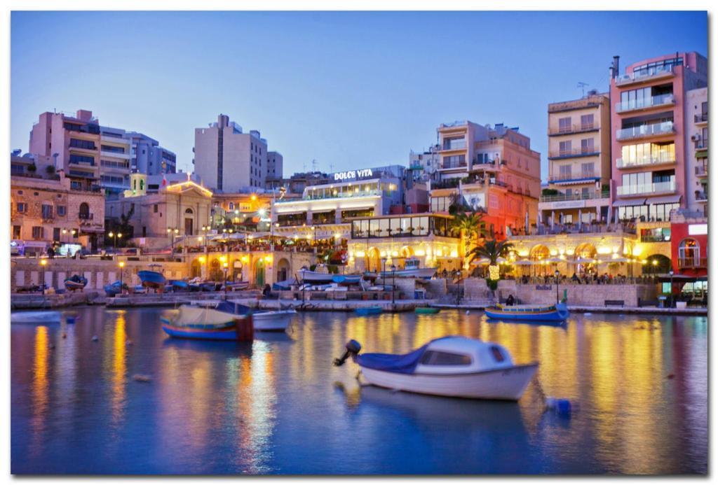 Marvellous Apartment With Valletta And Harbour Views Sliema Exterior foto